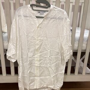 Zara Men's Cream Button Down Shirt